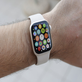 Apple Watch Series 8 / Color Blanco