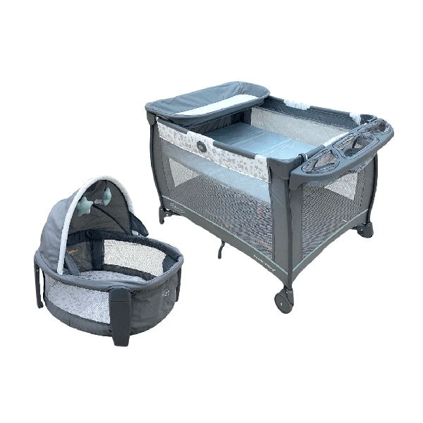 Corral para bebé - 44cm X 35.4cm X 75.8cm - Gris Graco